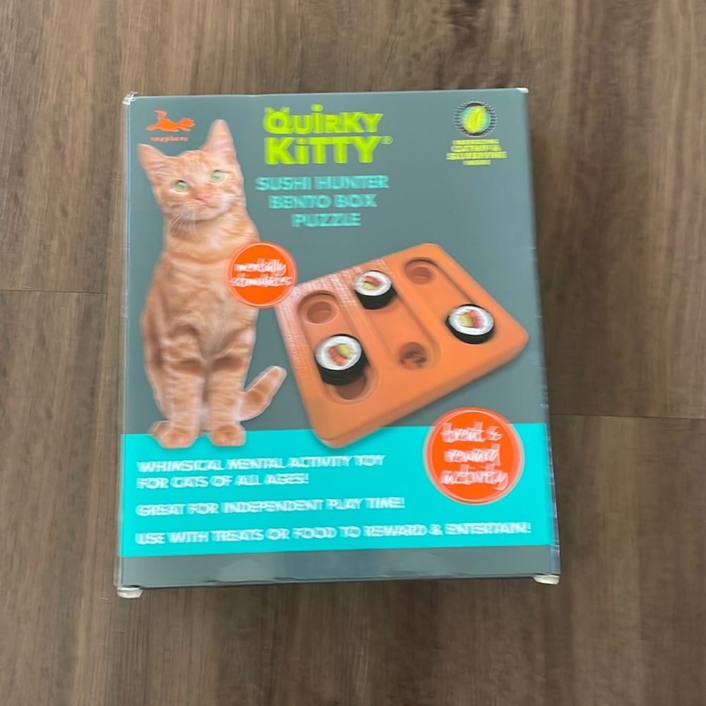 Quirky Kitty Sushi Hunter Bento Box Puzzle